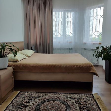 Amanat Guest House 비슈케크 외부 사진