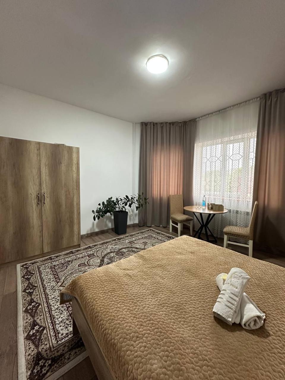Amanat Guest House 비슈케크 외부 사진