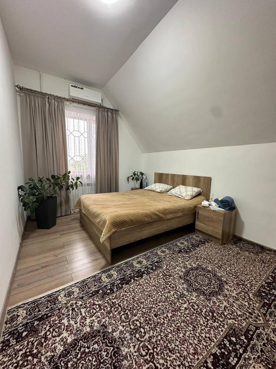Amanat Guest House 비슈케크 외부 사진